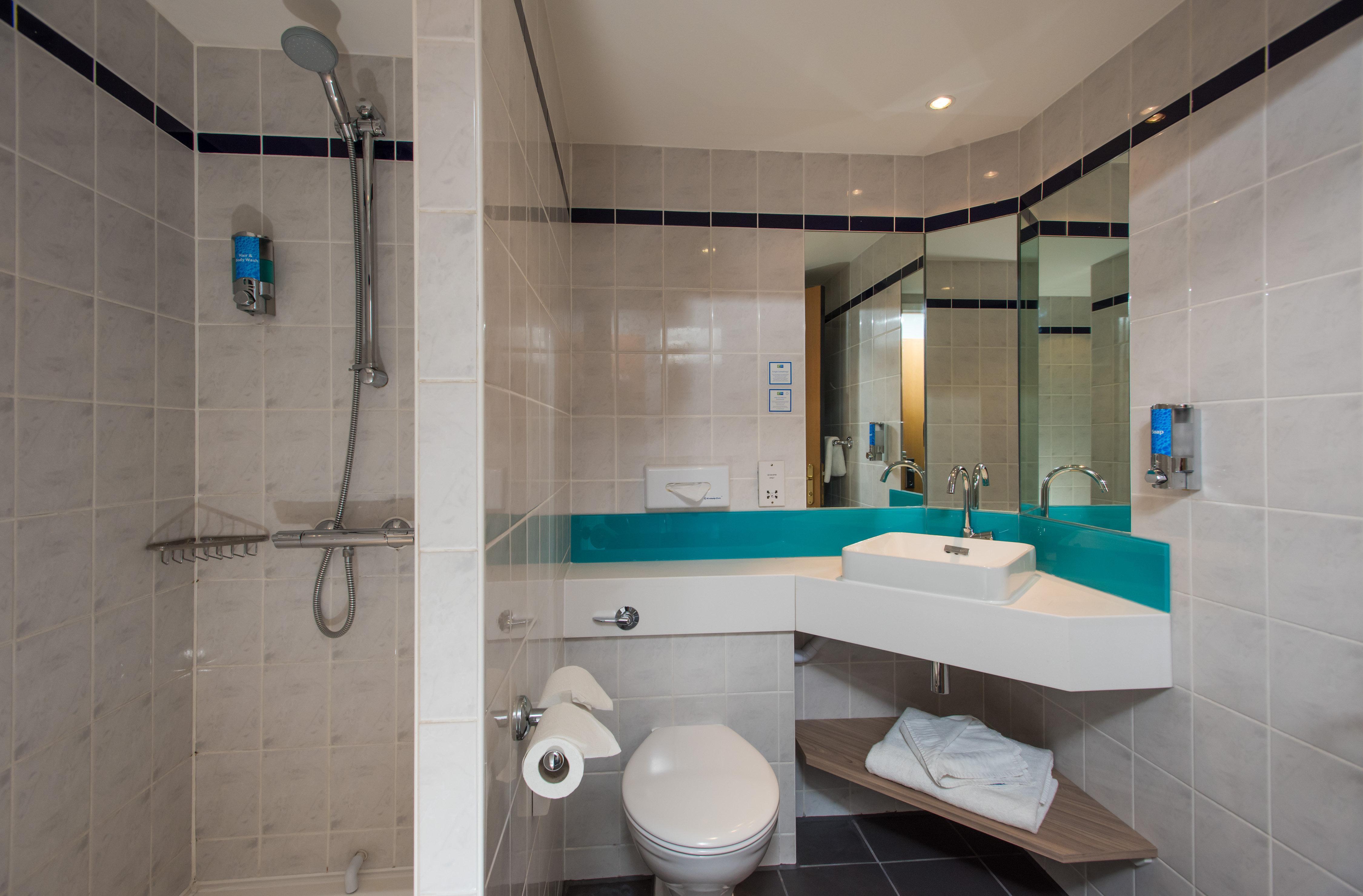 Holiday Inn Express London - Dartford By Ihg Exterior photo