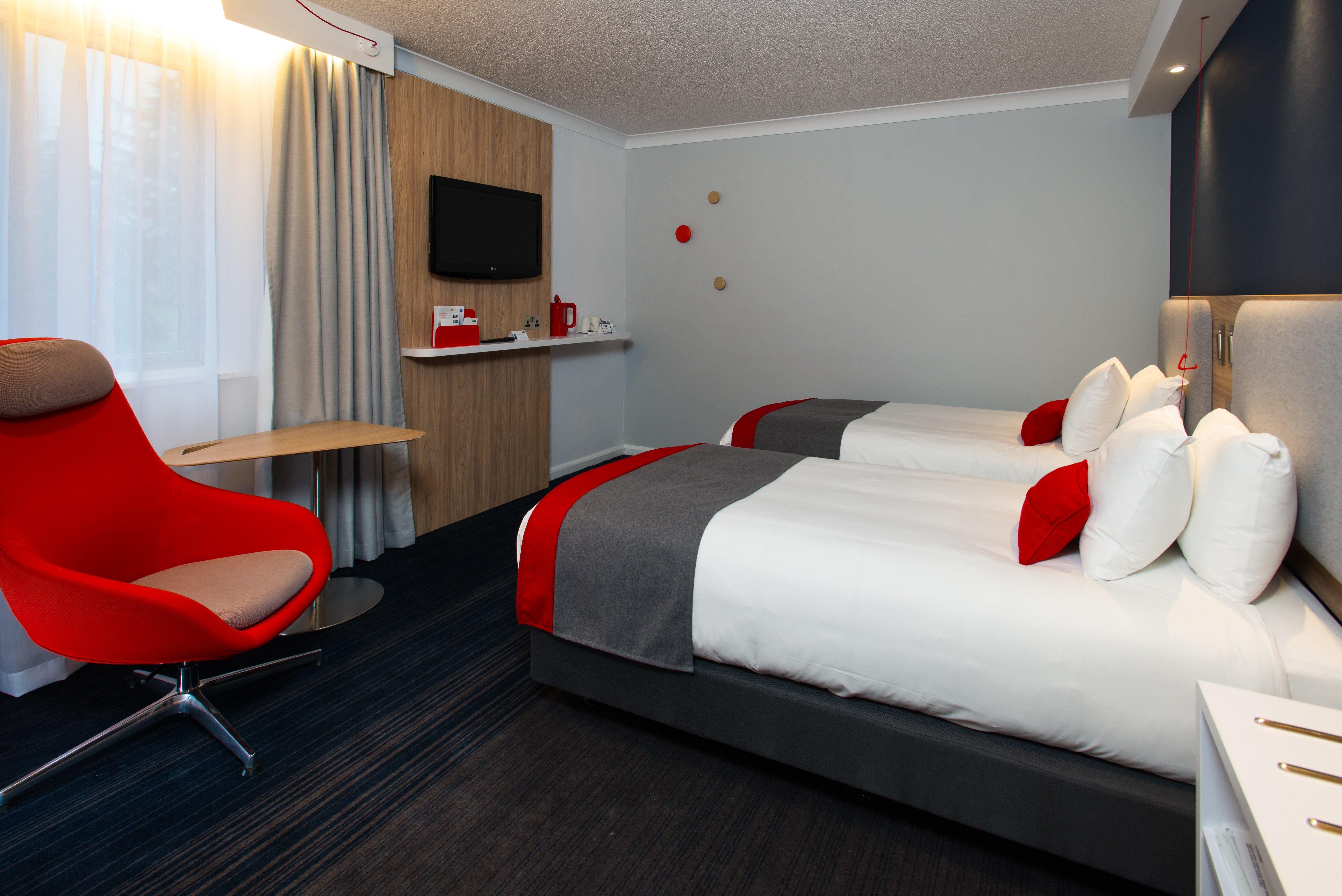 Holiday Inn Express London - Dartford By Ihg Exterior photo