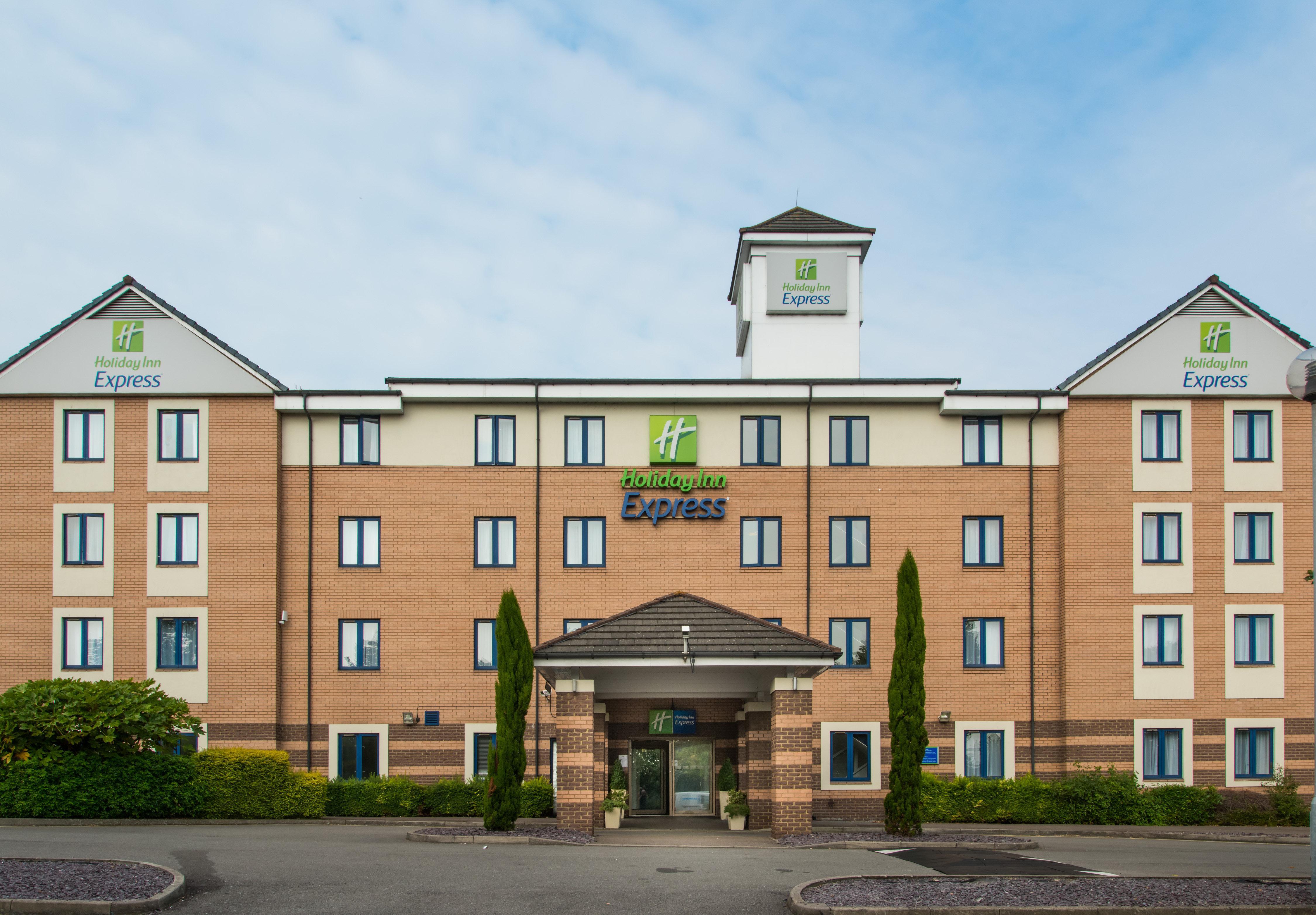 Holiday Inn Express London - Dartford By Ihg Exterior photo