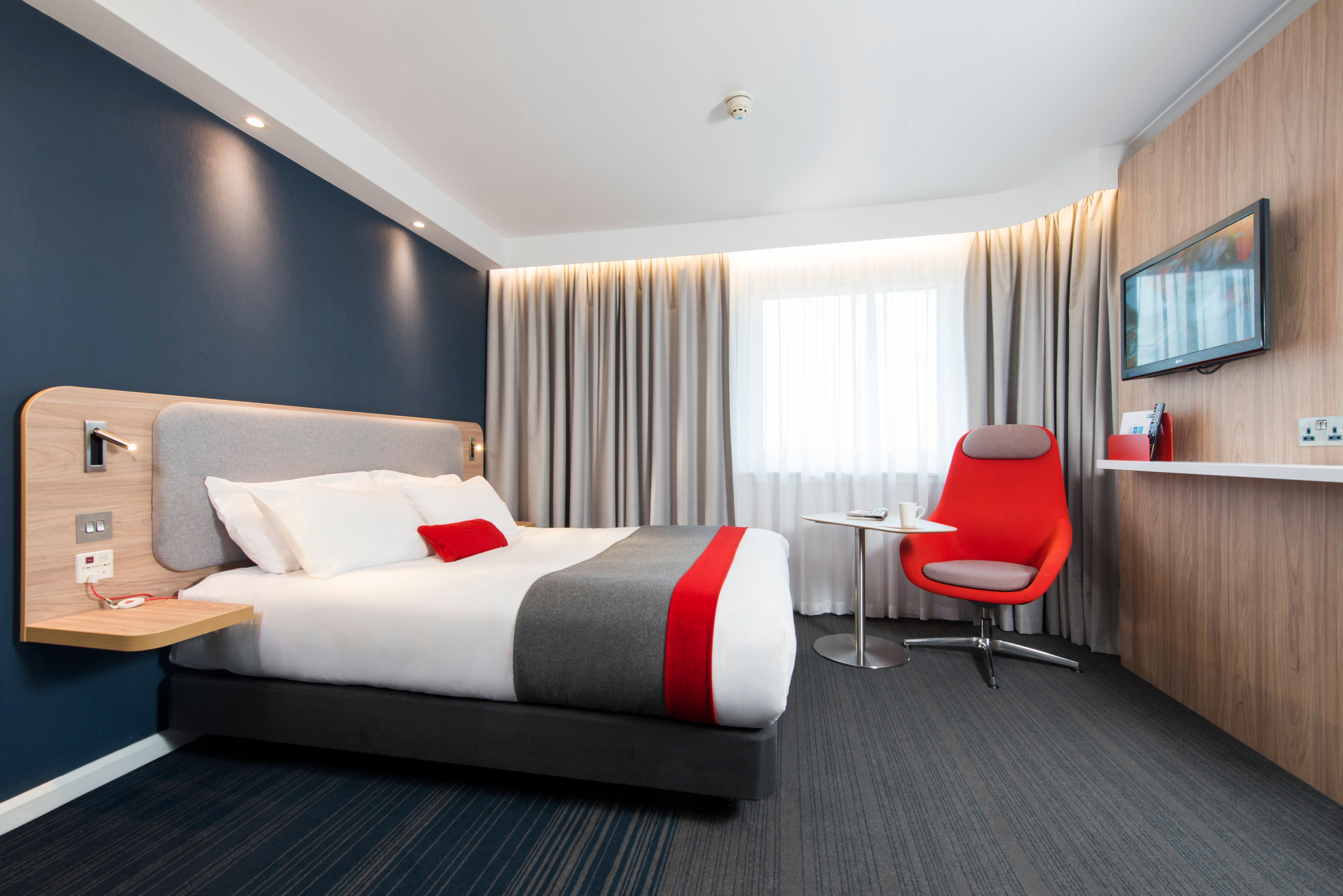 Holiday Inn Express London - Dartford By Ihg Exterior photo
