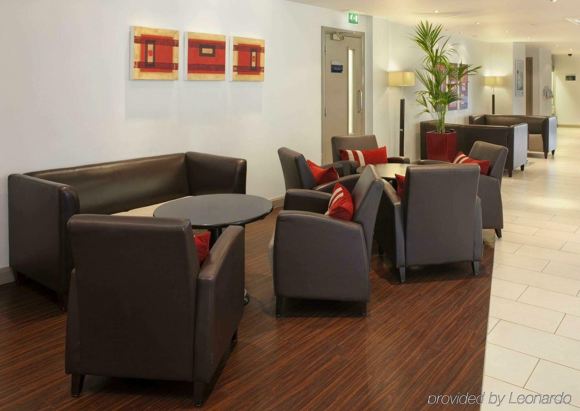 Holiday Inn Express London - Dartford By Ihg Exterior photo