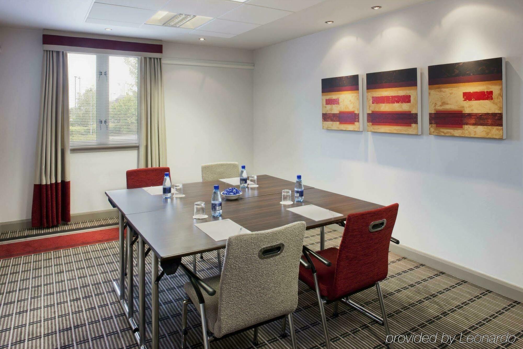 Holiday Inn Express London - Dartford By Ihg Facilities photo